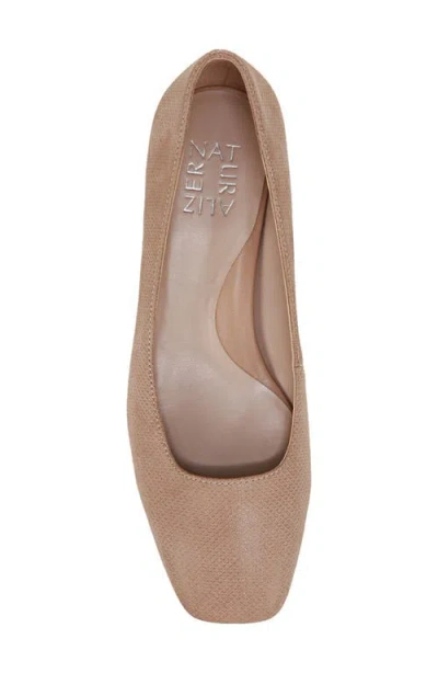 Naturalizer Jayla Pump In Brown