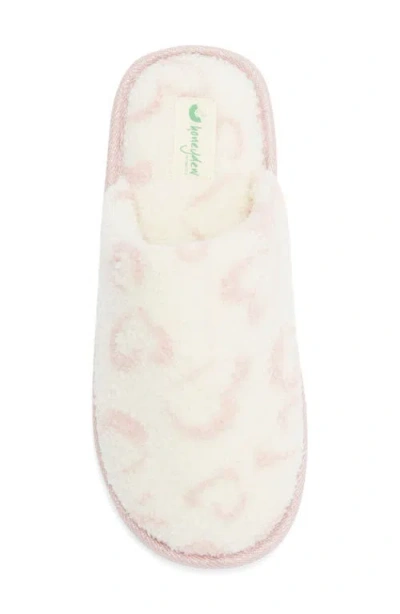 Honeydew Plush Heart Scuff Womens Memory Foam Slip-on Slippers In White