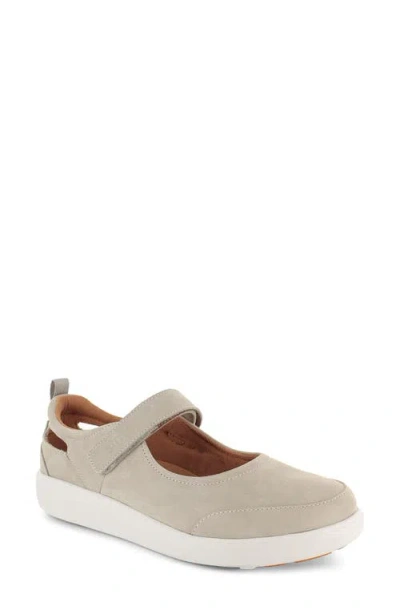Strive Skip Mary Jane Sneaker In Neutral