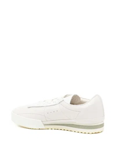 AURA 皮质运动鞋