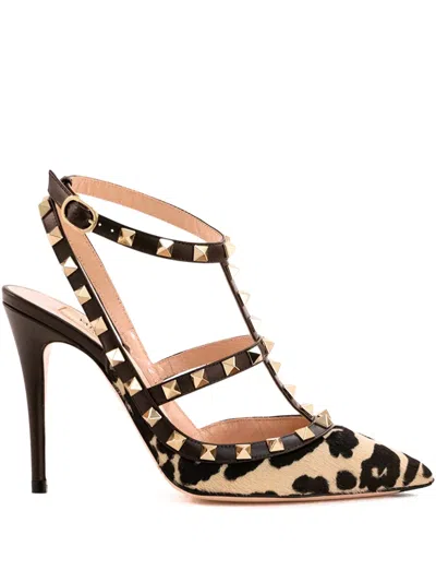Valentino Rockstud Pumps In Animal Print In Neutral
