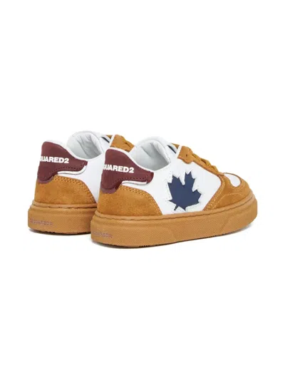 Dsquared2 Sneakers Basse Stringate Con Maple Leaf In Brown