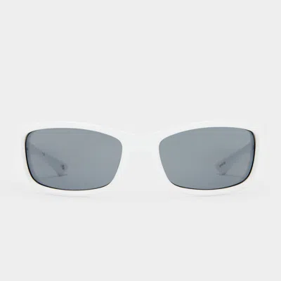 Le Specs Du Jour 60mm Rectangular Sunglasses In White