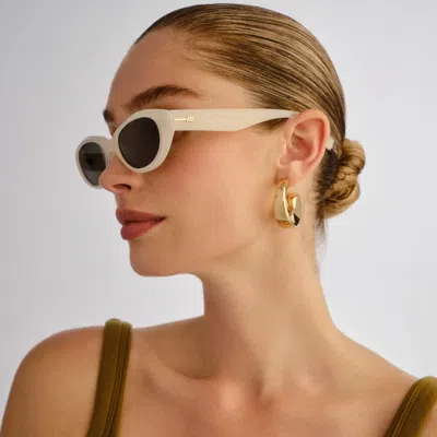 Le Specs Le Bijou 55mm Oval Sunglasses In Neutral