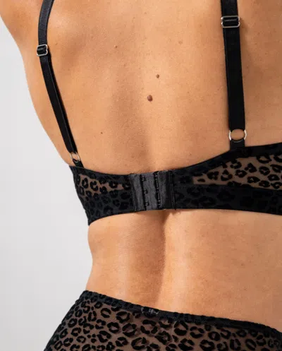 Understatement Mesh Support Bra Black Leopard In Black