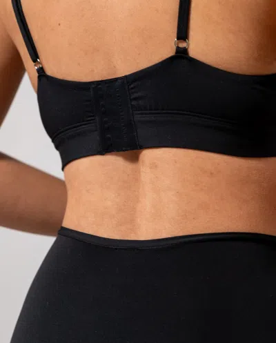 Understatement Micro Scoop Bra Black In Black
