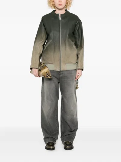 渐变色拉链皮夹克