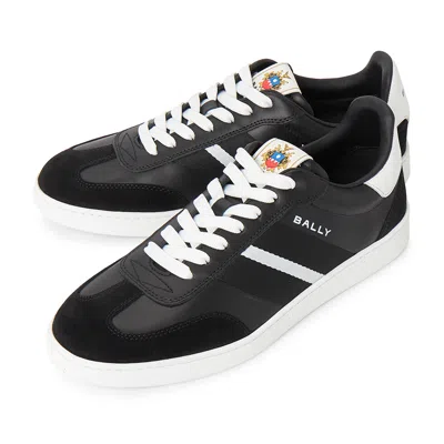 Bally Casual Round Toe Low Sneakers With Stripe In Black