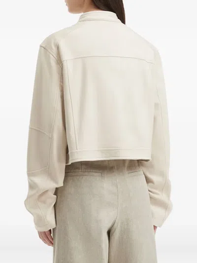 正面拉链短款夹克