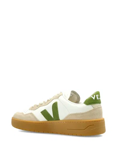Veja V-90 Low-top Sneakers In White