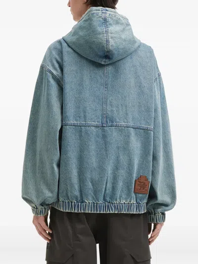 连帽牛仔夹克