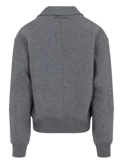 Jacquemus Mens Grey Feltro Pointed-collar Wool Bomber Jacket In Gray