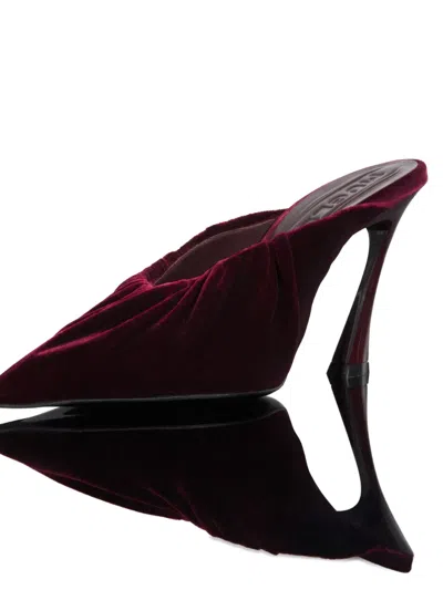 褶饰尖头高跟穆勒鞋（9.5厘米）