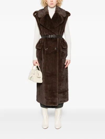 P.a.r.o.s.h Gilet Pelliccia Lungo Jackets Brown In Brown