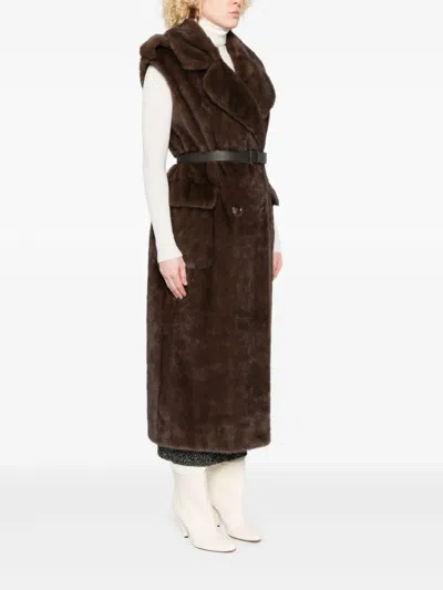 P.a.r.o.s.h Gilet Pelliccia Lungo Jackets Brown In Brown