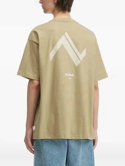 Izzue Logo-print T-shirt In Neutral