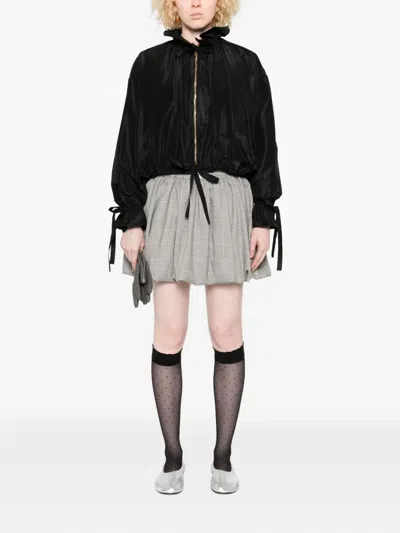 荷叶边正面拉链夹克