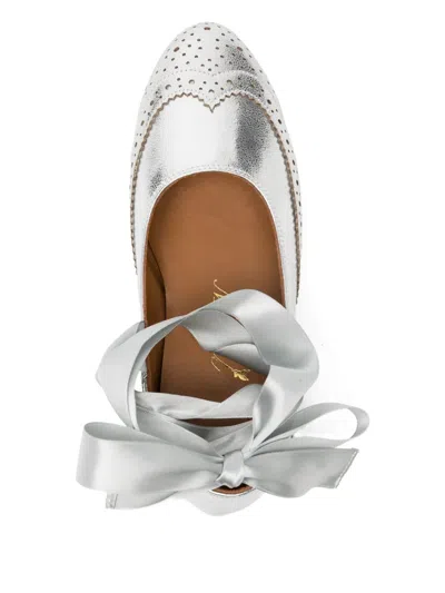 翼尖细节芭蕾平底鞋