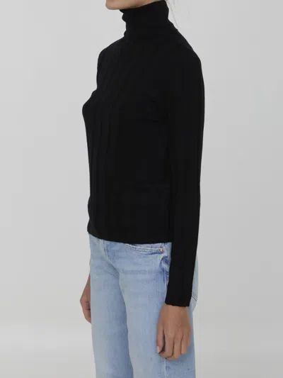 Allude Roll-neck Sweater In Black