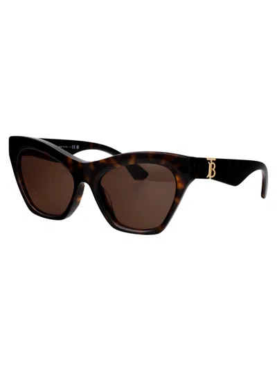 Burberry Eyewear 0be4420u Sunglasses In 300273 Dark Havana
