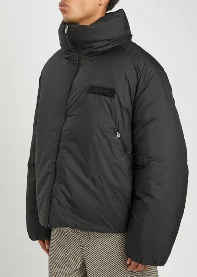 Jacquemus Quilted Jacket With High Collar And Pockets In Black