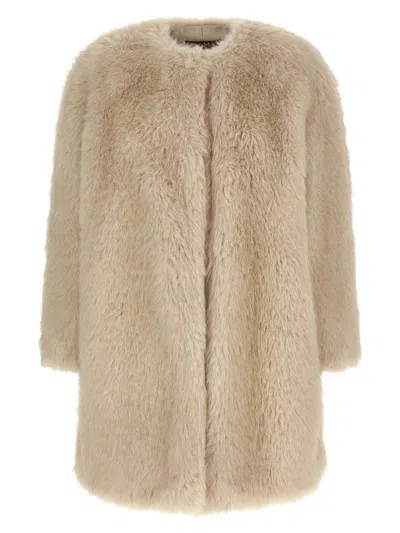 Max Mara Cappotto In Tessuto Effetto Faux Fur Beige In White