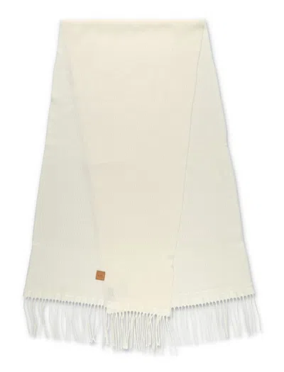 Apc A.p.c. Aria Wool Scarf In White