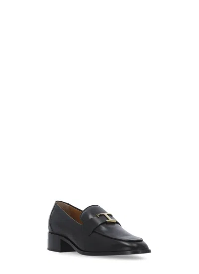 Tod's Leather Loafer With T-timeless Metal Logo In Black