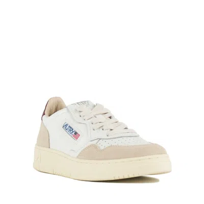 Autry Medalist Low Marshmallow And Burgundy Leather Sneakers In Neutral