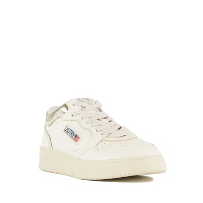 Autry Marshmallow And Platinum Color Leather Med-way Sneakers In Neutral