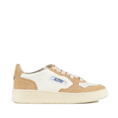 Autry Sneakers Medalist Low In Avory And Gold Leather Glittered In Neutral