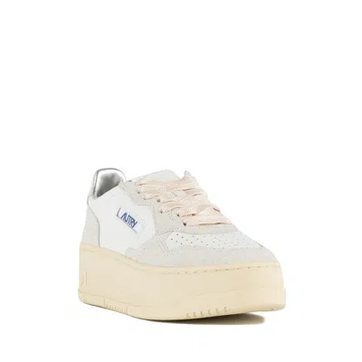 Autry Sneakers Medalist Platform In Suede And Leather White And Gray. In Multi
