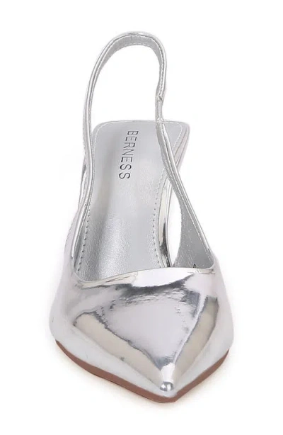Berness Cassia Slingback Pump In Silver