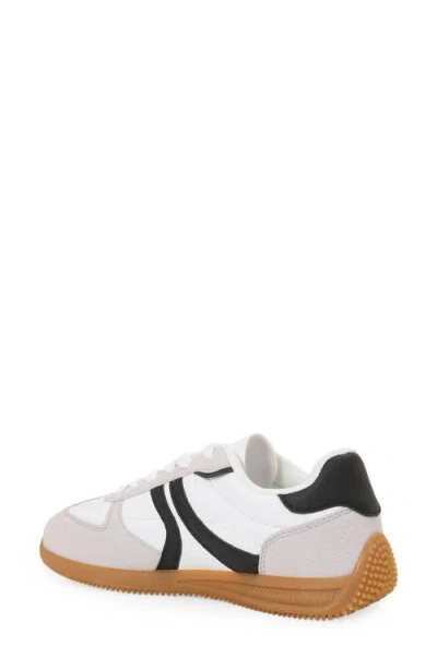 Berness Curve Stripe Sneaker In White