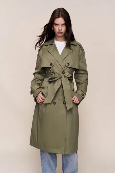 Danielle Guizio Ny Classic Trench Coat In Green