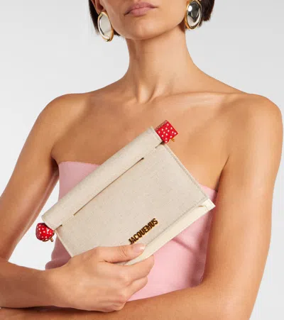 Jacquemus Round Square Chain Strap Clutch Bag In Sand