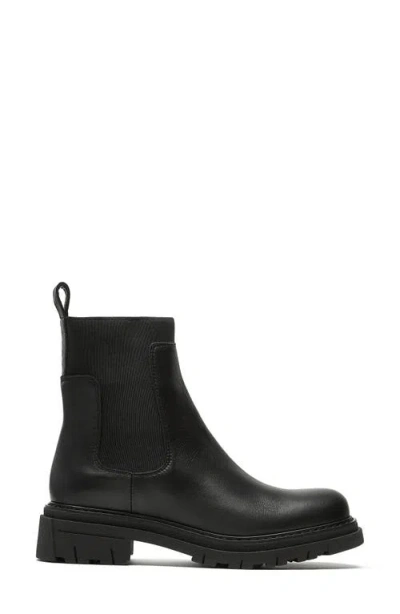 La Canadienne Darren Leather Extended-elastic Chelsea Boots In Black