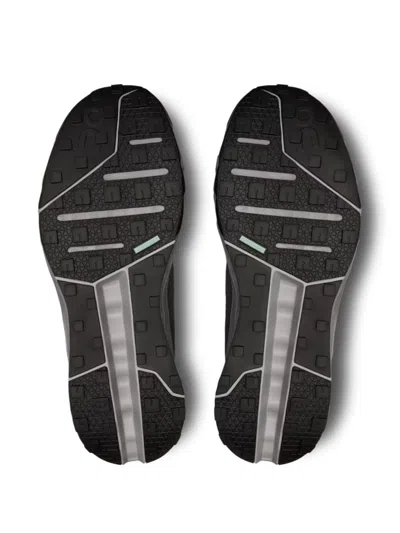 On Horiz Sneakers With Chunky Rubber Sole In Black