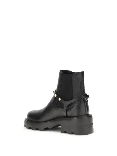 Valentino Rockstud Grainy Leather Boot In Black