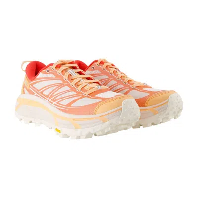 Hoka One One U Mafate Speed 2 Sneakers In Orange