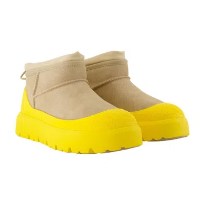 Ugg Short Weather Hybrid Fold-over Platform Boots In Gray