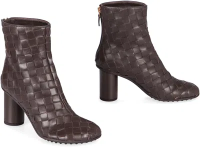 Bottega Veneta Atomic 75 Intrecciato Leather Ankle Boots In Brown