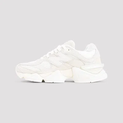 New Balance Layered Design Chunky Sneakers With Wave-style Sole In White