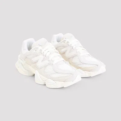 New Balance Layered Design Chunky Sneakers With Wave-style Sole In White