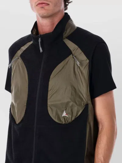 Roa Polartech Vest Featuring Contrast Panels In Black