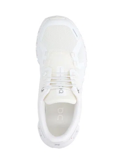 On Cloud 5 Low-top Sneakers In White