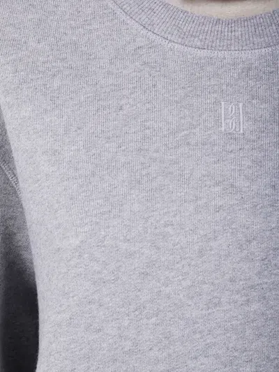 LOGO刺绣圆领卫衣