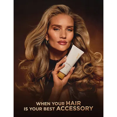 Gisou Honey Milk 5-in-1 Styling Cream