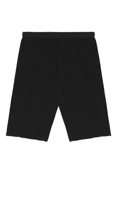 Mm6 Maison Margiela Knee-length Shorts Featuring Elastic Waistband In Black