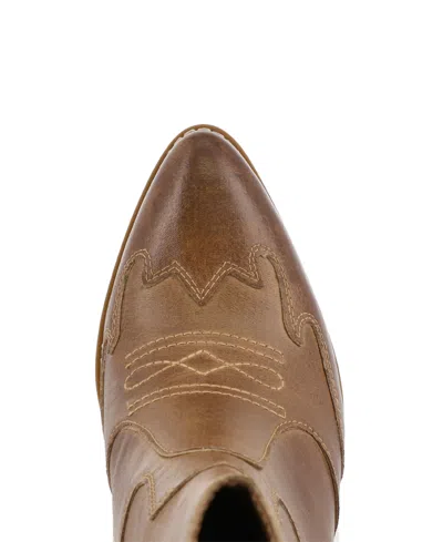 Mia Women's Clorinda Pointed Toe Western Style Boots In Brown